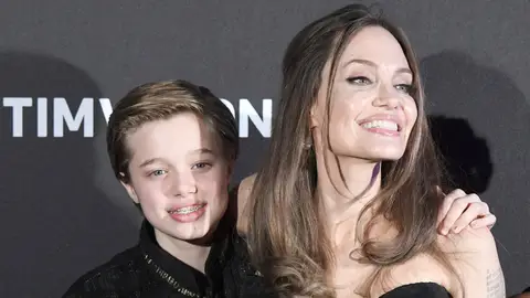 Angelina Jolie con su hija Shiloh Angelina Jolie con su hija Shiloh