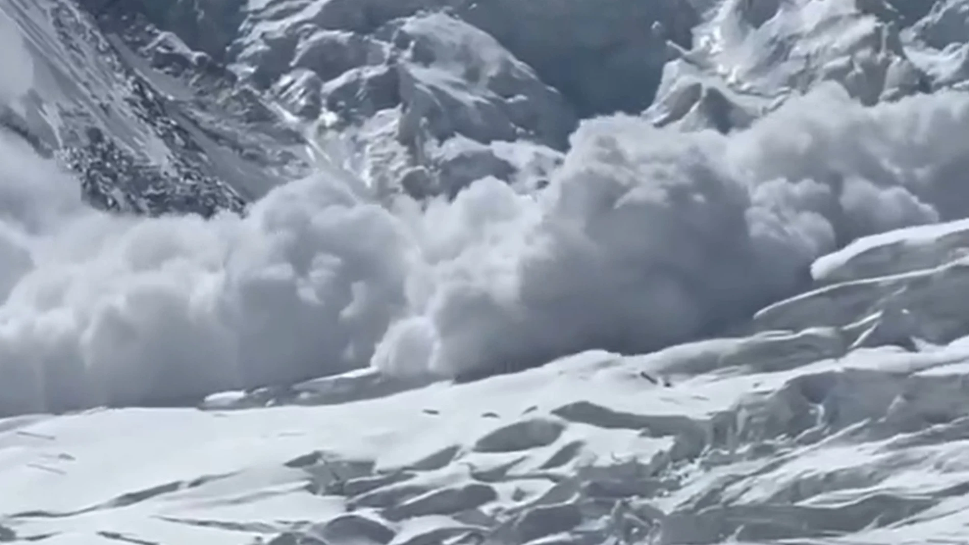 Imagen de la avalancha en el Annapurna Imagen de la avalancha en el Annapurna