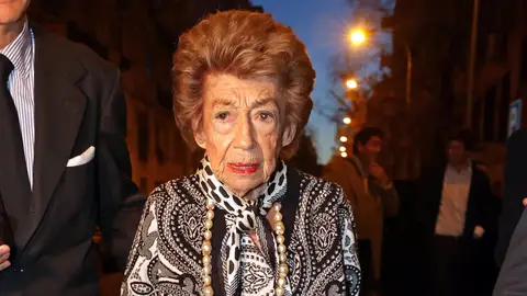 Piru Urquijo en el funeral de Paloma de Urquijo y Eulate Piru Urquijo en el funeral de Paloma de Urquijo y Eulate