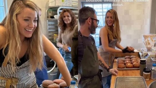 Blake Lively haciendo donuts en un caf&eacute;