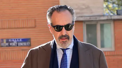 Jaime de Marichalar, en el funeral de Paloma Eulate Aznar Jaime de Marichalar, en el funeral de Paloma Eulate Aznar