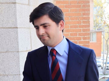 Juan Urquijo, en el funeral de Paloma Eulate Aznar
