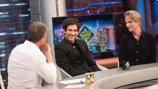 Quim Gutiérrez desvela por qué ha enseñado lenguaje de signos a sus hijos: "Es flipante" Quim Gutiérrez desvela por qué ha enseñado lenguaje de signos a sus hijos: "Es flipante"