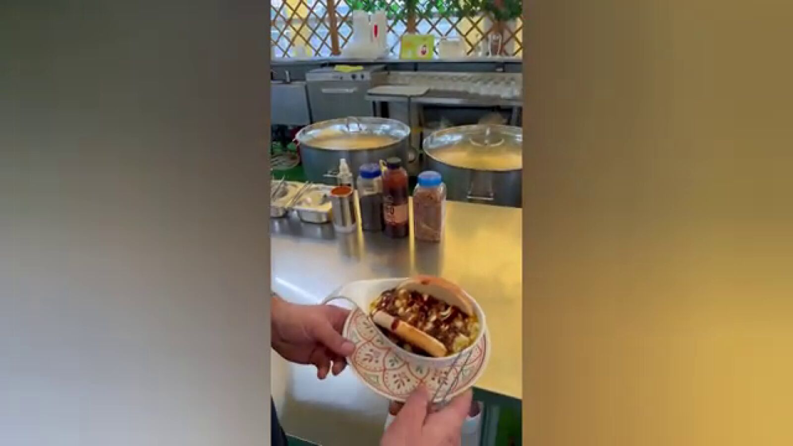 Una hamburguesa de caracoles desata el debate en Córdoba 