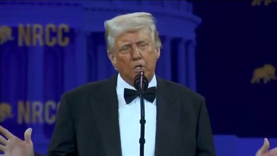 Donald Trump, el l&iacute;der de la guerra comercial: "Me est&aacute;n besando el culo"