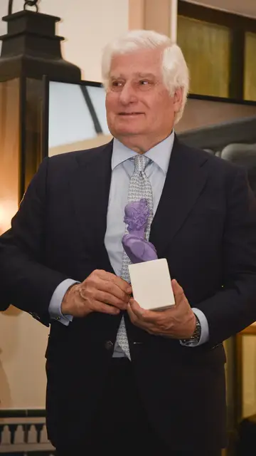 Carlos Fitz-James Stuart y Martínez de Irujo, el duque de Alba Carlos Fitz-James Stuart y Martínez de Irujo, el duque de Alba