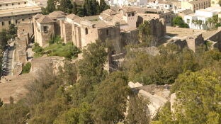 Vistas de la alcazaba desde el castillo de Gibralfaro