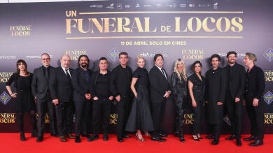 Galería: Así fue la premiere de Un funeral de locos, que reunió a su increíble reparto