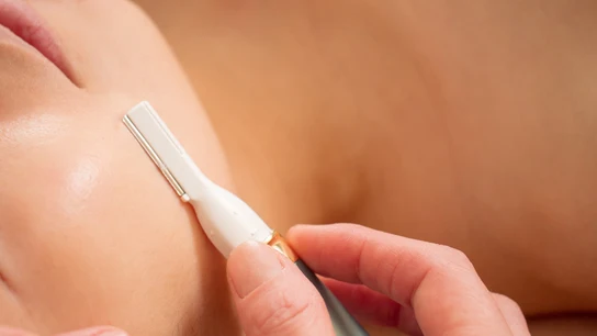 Dermaplaning Dermaplaning