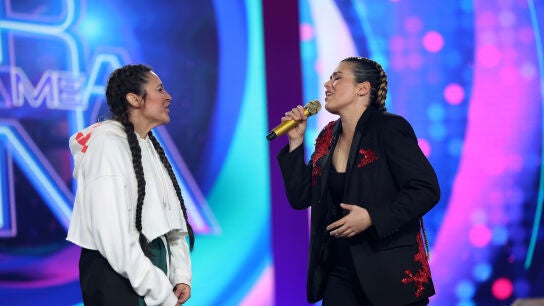 Esperansa Grasia e Isabel Aai&uacute;n