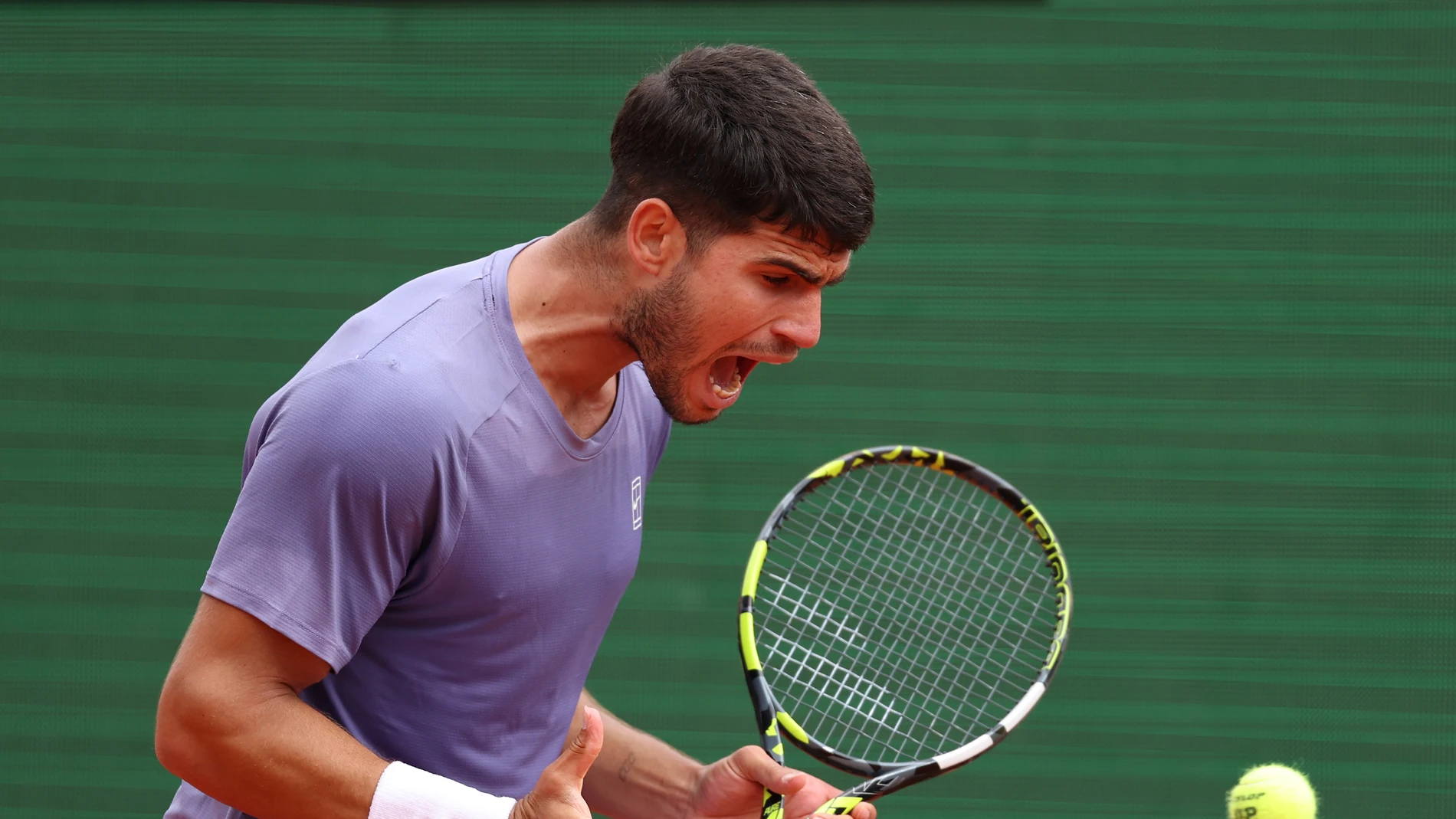 Carlos Alcaraz celebra la victoria ante Davidovich en semifinales del Masters de Montecarlo Carlos Alcaraz celebra la victoria ante Davidovich en semifinales del Masters de Montecarlo