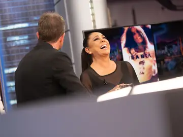 Isabel Pantoja desvela cómo cuida su voz: "Me afecta muchísimo el sol" Isabel Pantoja desvela cómo cuida su voz: "Me afecta muchísimo el sol"