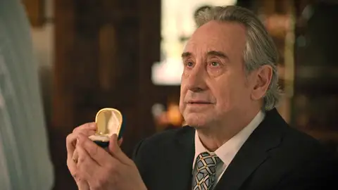 Don Pedro le pide matrimonio a Digna, pero ella lo rechaza Don Pedro le pide matrimonio a Digna, pero ella lo rechaza