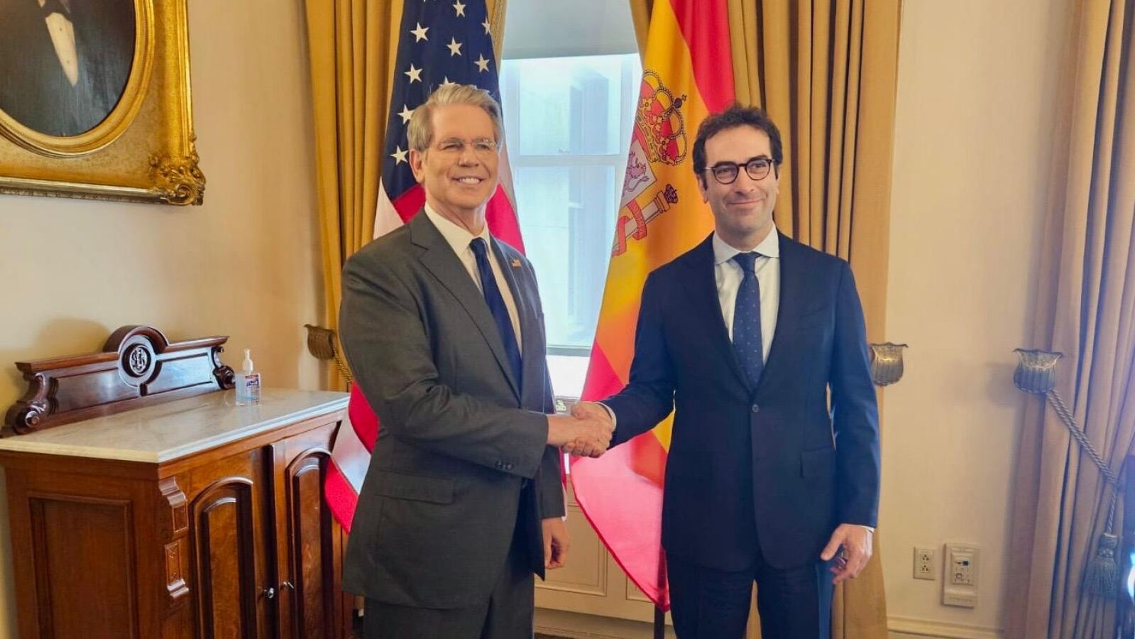 Estados Unidos y España, cuerpo a Cuerpo: Washington pide más gasto militar y eliminar la tasa Google