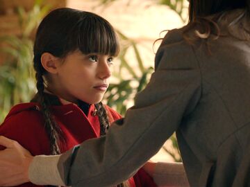 Mar&iacute;a consigue alejar a Julia de Bego&ntilde;a