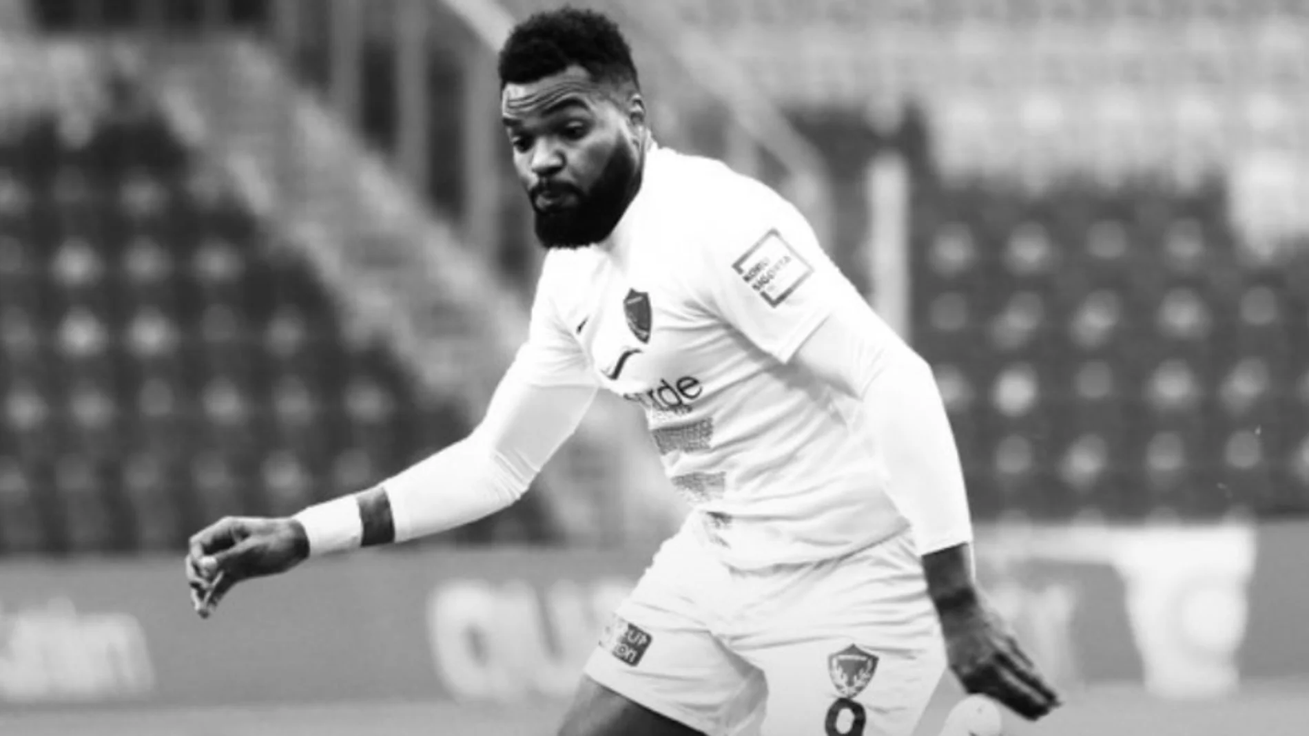 Fallece en China el delantero gabonés Boupendza a los 28 años tras caer desde un undécimo piso Fallece en China el delantero gabonés Boupendza a los 28 años tras caer desde un undécimo piso