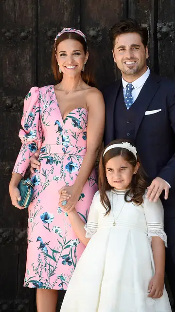 Paula Echevarría en la comunión de Daniela Bustamante Paula Echevarría en la comunión de Daniela Bustamante