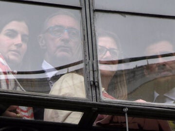Alberto Herrera, Carlos Herrera y Blanca Llandres en la Semana Santa de Sevilla