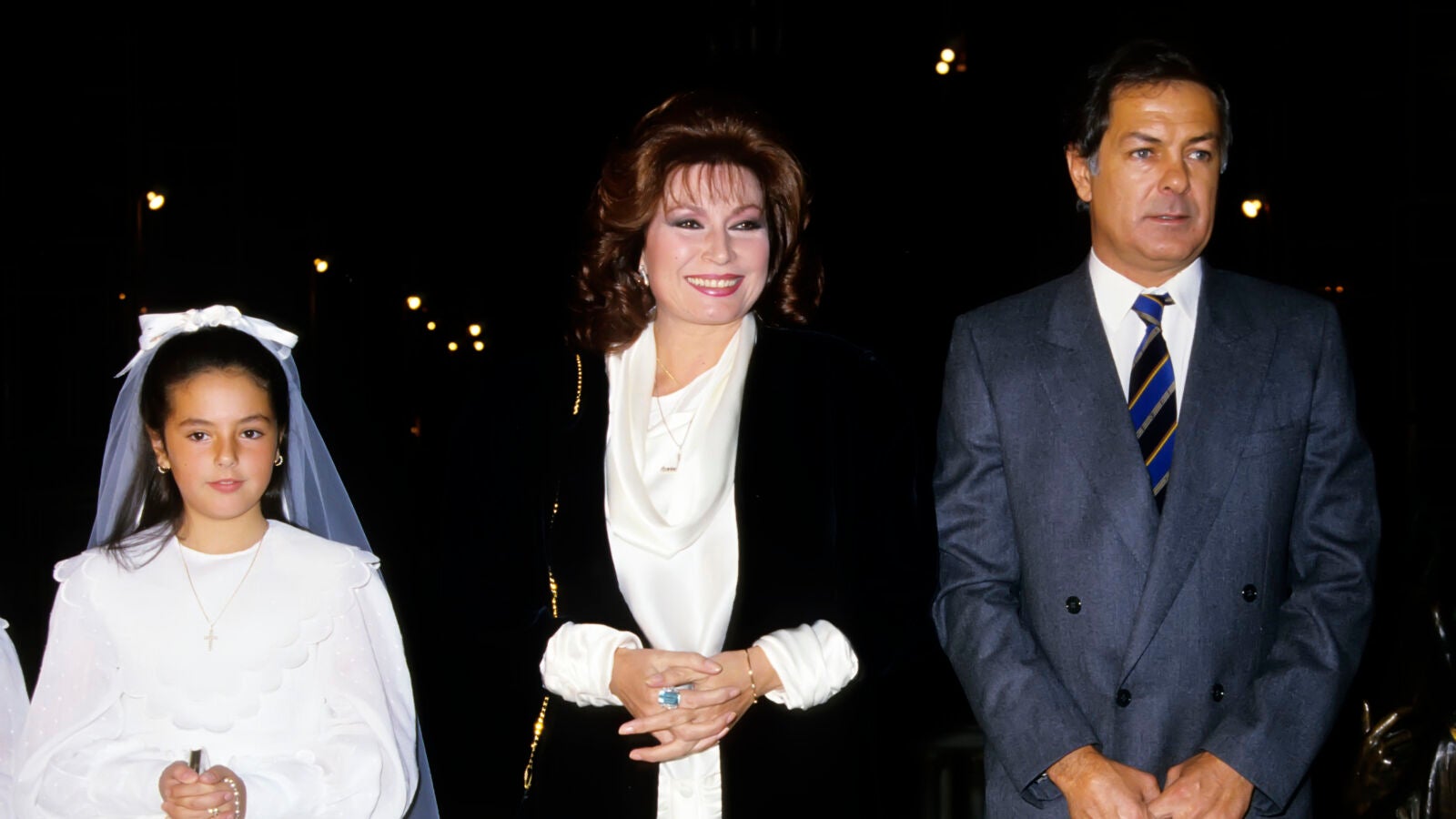Los vestidos que llevaron Isabel Preysler, Rocío Jurado y otras famosas en las comuniones de sus hijos