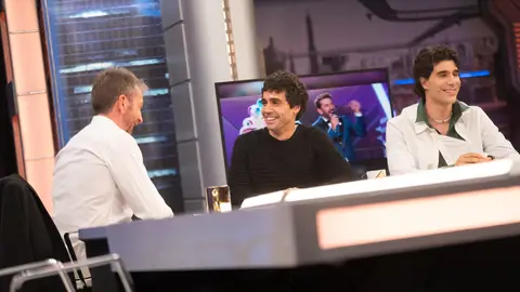 Javier Calvo y Javier Ambrossi cuentan cómo conocieron a Kim Kardashian en el cumpleaños de Rosalía Javier Calvo y Javier Ambrossi cuentan cómo conocieron a Kim Kardashian en el cumpleaños de Rosalía