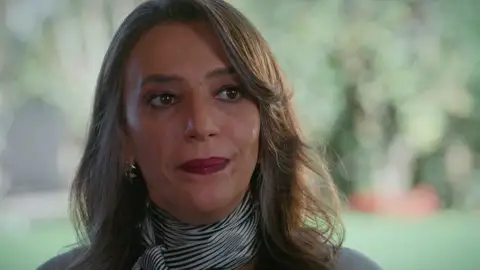 El plan más despiadado de Efsun para apartar a Bahar de sus vidas El plan más despiadado de Efsun para apartar a Bahar de sus vidas
