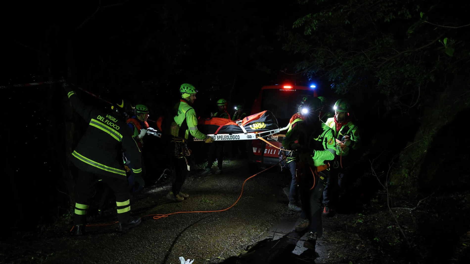 Rescate en Nápoles Rescate en Nápoles