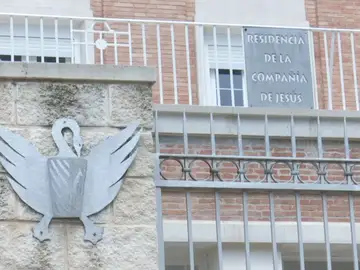 Residencia de la Compañía de Jesús donde vivió el papa Residencia de la Compañía de Jesús donde vivió el papa