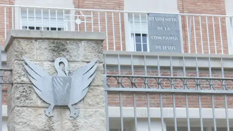 Residencia de la Compañía de Jesús donde vivió el papa Residencia de la Compañía de Jesús donde vivió el papa