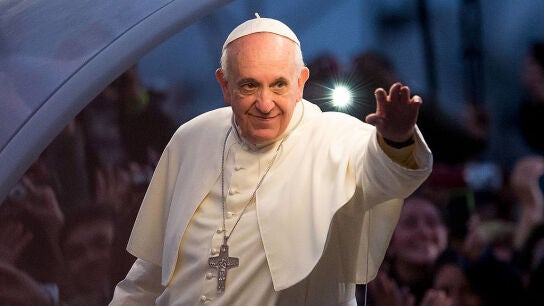 El Papa Fracisco en el papam&oacute;vil