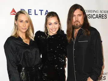 Tish Cyrus, Billy Ray Cyrus, Miley Cyrus Tish Cyrus, Billy Ray Cyrus, Miley Cyrus