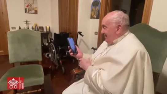El vídeo del Papa Francisco en una de sus llamadas diarias a Gaza El vídeo del Papa Francisco en una de sus llamadas diarias a Gaza