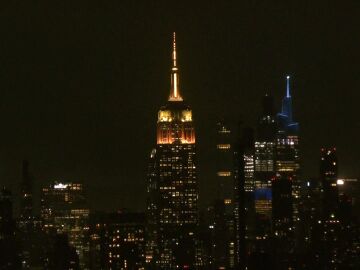 El Empire State con los colores del papa