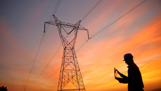 Imagen de archivo de un ingeniero de electricidad