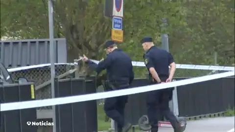 Al menos tres muertos tras un tiroteo en Uppsala, Suecia Al menos tres muertos tras un tiroteo en Uppsala, Suecia