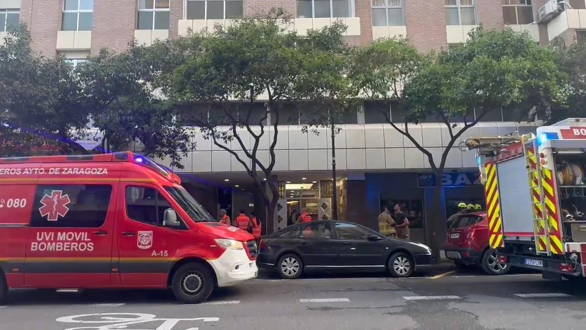 Incendio en una vivienda en Zaragoza Incendio en una vivienda en Zaragoza