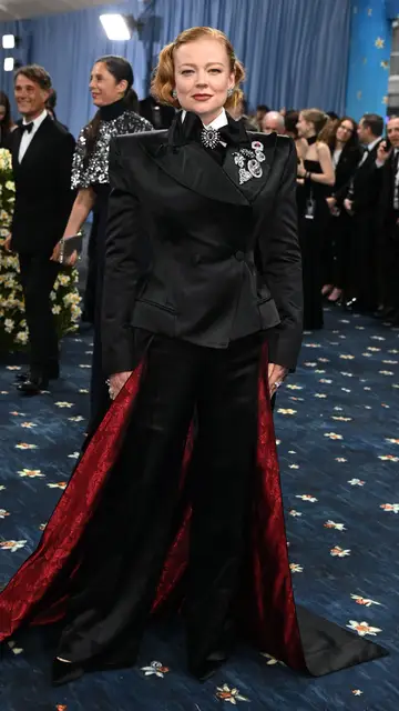 Sarah Snook en la Gala MET 2025 Sarah Snook en la Gala MET 2025