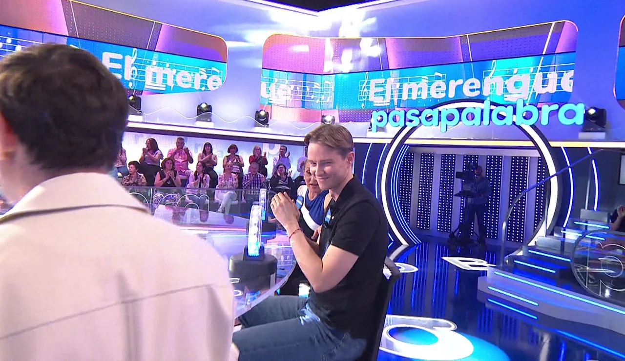 El comodín del público premia a Manu en La Pista: “¡Cómo te gusta un merengue!”
