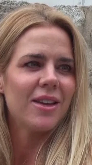 Amelia Bono haciendo declaraciones a Europa Press