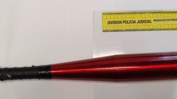 Detenidos cinco jóvenes, dos de ellos menores, por una brutal agresión en Pamplona: grabaron el ataque y lo subieron a redes Detenidos cinco jóvenes, dos de ellos menores, por una brutal agresión en Pamplona: grabaron el ataque y lo subieron a redes