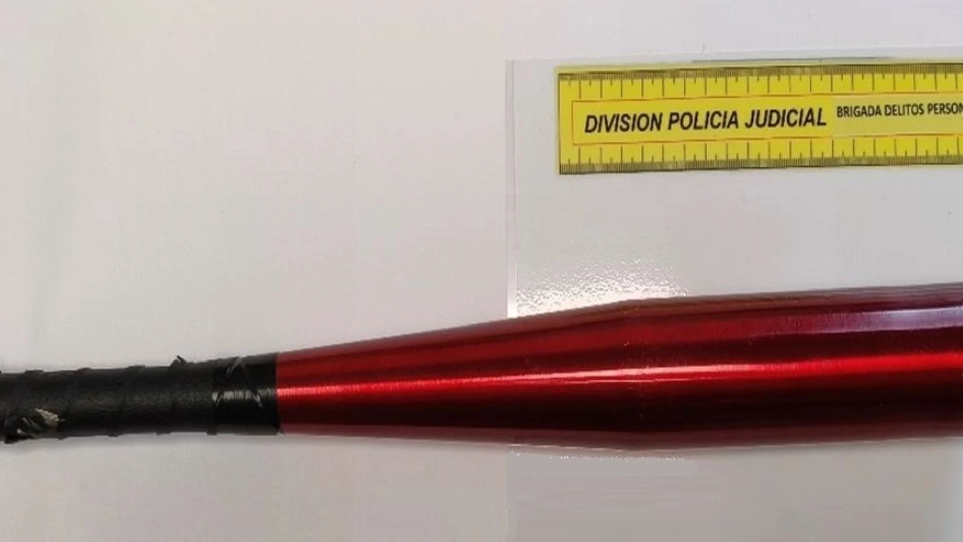 Detenidos cinco jóvenes, dos de ellos menores, por una brutal agresión en Pamplona: grabaron el ataque y lo subieron a redes Detenidos cinco jóvenes, dos de ellos menores, por una brutal agresión en Pamplona: grabaron el ataque y lo subieron a redes