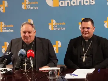 El obispo de Canarias invitará al nuevo papa León XIV a visitar las Islas tal y como hubiera deseado hacer Francisco El obispo de Canarias invitará al nuevo papa León XIV a visitar las Islas tal y como hubiera deseado hacer Francisco