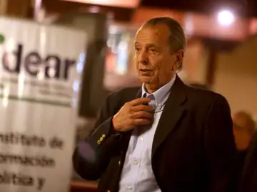 Muere Daniel Fernández Strauch, uno de los supervivientes de la tragedia de los Andes, a los 79 años en Montevideo Muere Daniel Fernández Strauch, uno de los supervivientes de la tragedia de los Andes, a los 79 años en Montevideo