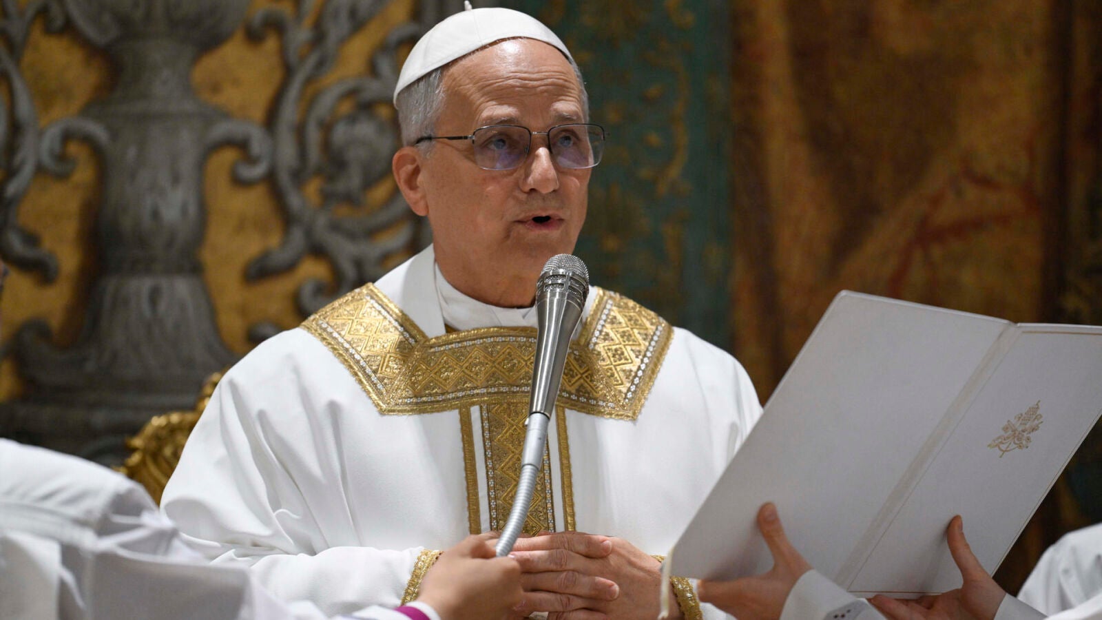 El papa León XIV lamenta que la fe cristiana se vea reducida a lo 