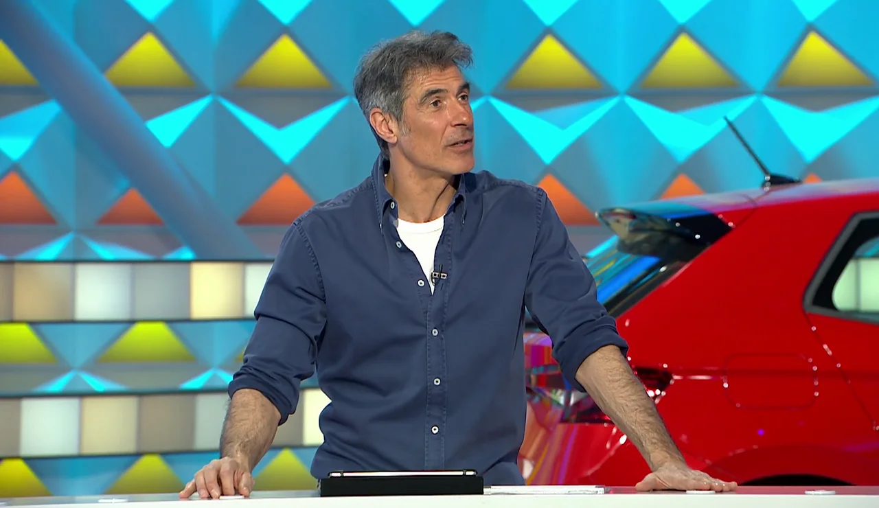 Jorge Fernández: “Es la primera vez que mandamos un beso a un perro”