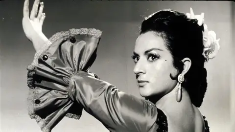 30 años del fallecimiento de Lola Flores: vida personal, momentos icónicos y lucha contra el cáncer