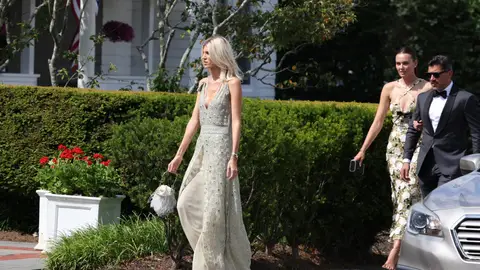 Devon Windsor en la boda de Olivia Culpo Devon Windsor en la boda de Olivia Culpo