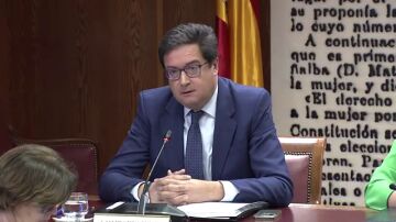Óscar López en el Senado