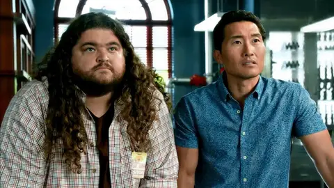 Jorge Garcia y Daniel Dae Kim en Hawaii 5.0 Jorge Garcia y Daniel Dae Kim en Hawaii 5.0