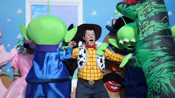 Manu Baqueiro como Woody en Tu cara me suena