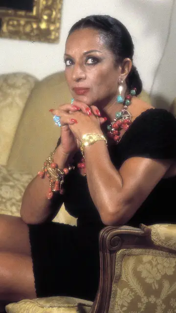 Lola Flores durante un posado en los años 80 Lola Flores durante un posado en los años 80